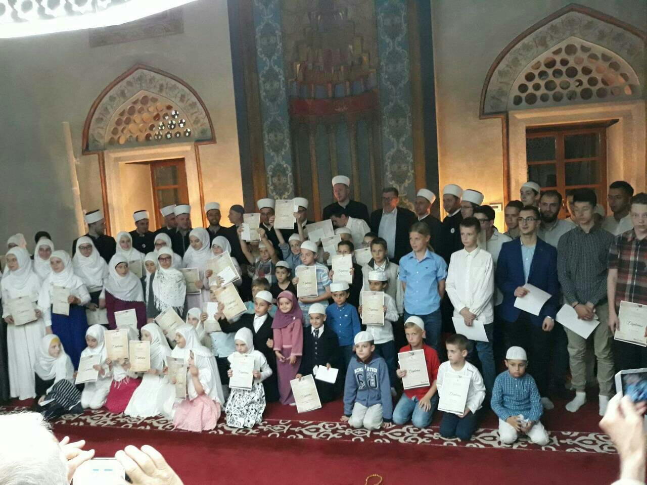 250 polaznika Škole hifza Muftijstva sarajevskog naučilo Amme džuz