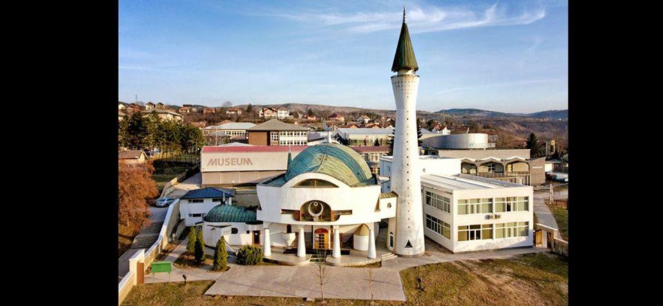 Džemat Čaršijske džamije u Kaknju: Inovativan i „online“ vjerski život