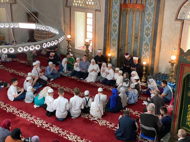 Završna akademija polaznika Škole hifza Careve džamije: Na mukabeli najmlađi polaznici napamet proučili 30. džuz