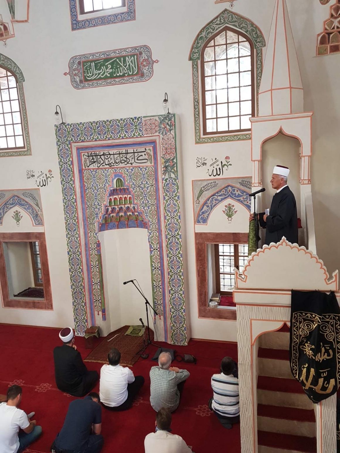 Sarajevo: Klanjana prva džuma-namaz u obnovljenoj Baščaršijskoj džamiji