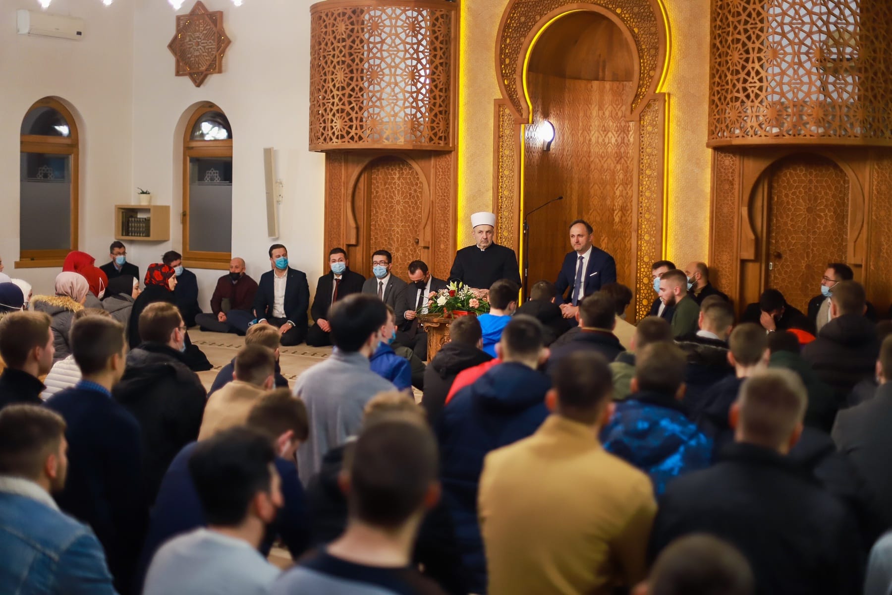 Susret muftije sarajevskog sa članovima Mreže mladih MIZ Sarajevo: Vjerujem da ćete ostati uspravni i ustrajni; čuvajte svoju zajednicu i domovinu
