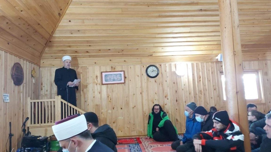 Muftija sarajevski prof. dr. Nedžad Grabus održao hutbu u Igmanskoj džamiji