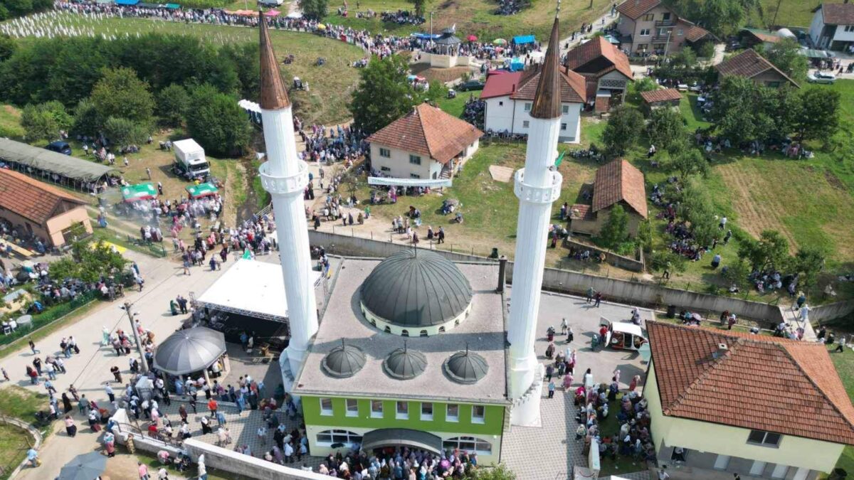 Medžlis Visoko: Svečano otvorena džamija u džematu Liješeva