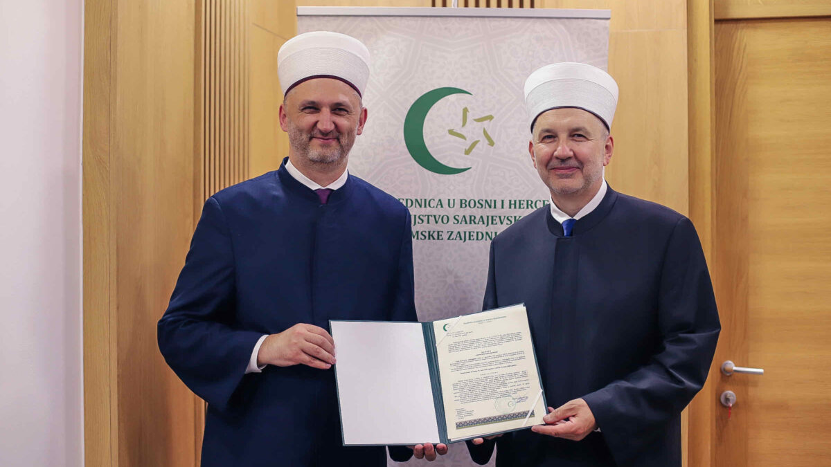 Muftija sarajevski uručio dekret glavnom imamu Medžlisa Islamske zajednice Sarajevo