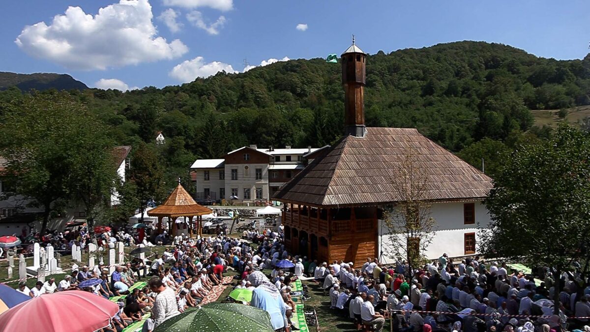 U Kraljevoj Sutjesci proučeni tradicionalni mevlud i dova