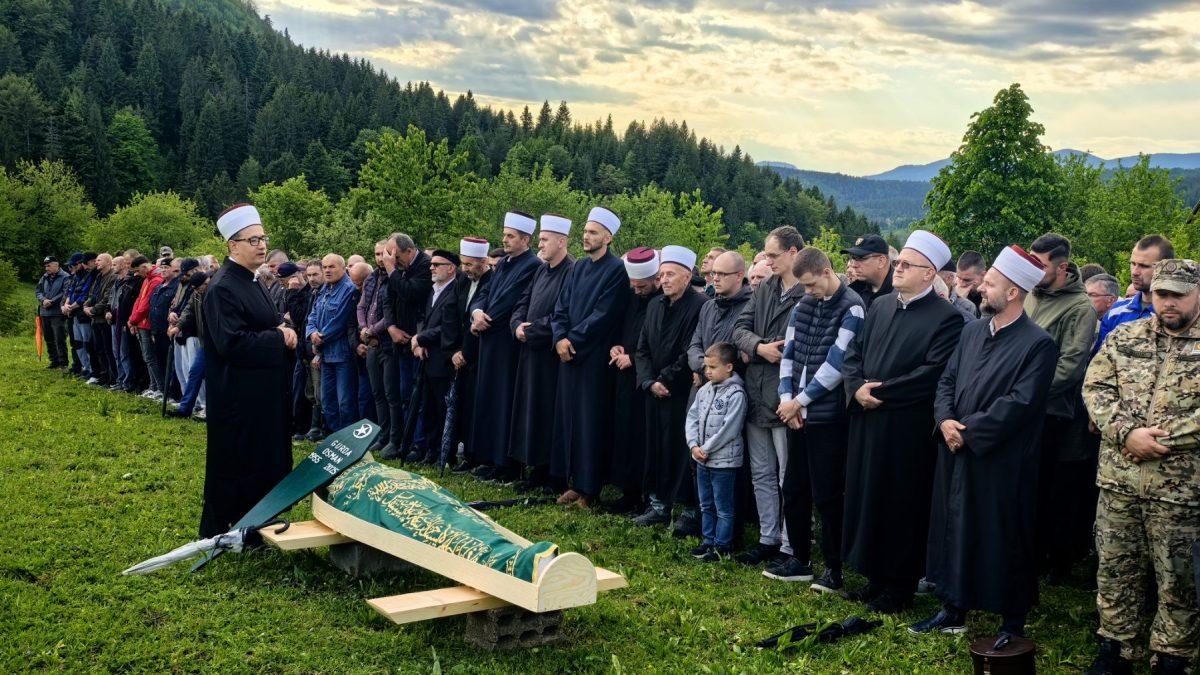Podsjetnik sa dženaze hadži Osmana Gurde