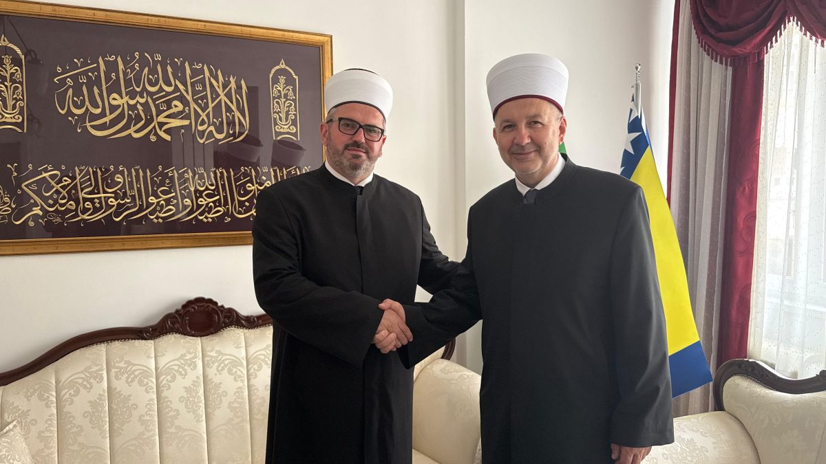 Novoizabrani predsjednik Udruženja ilmijje IZ u BiH Nijaz-ef. Duzan posjetio muftiju sarajevskog prof. dr. Nedžada Grabusa