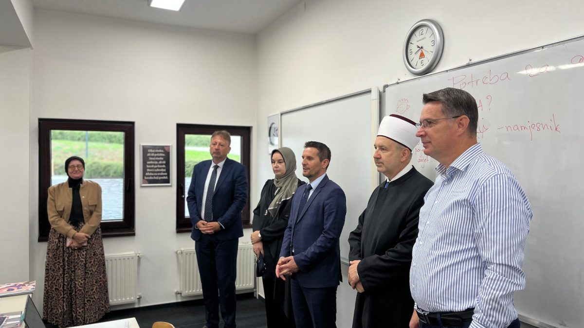 Muftija sarajevski prof. dr. Nedžad Grabus u službenoj posjeti Medresi “Osman-ef. Redžović”