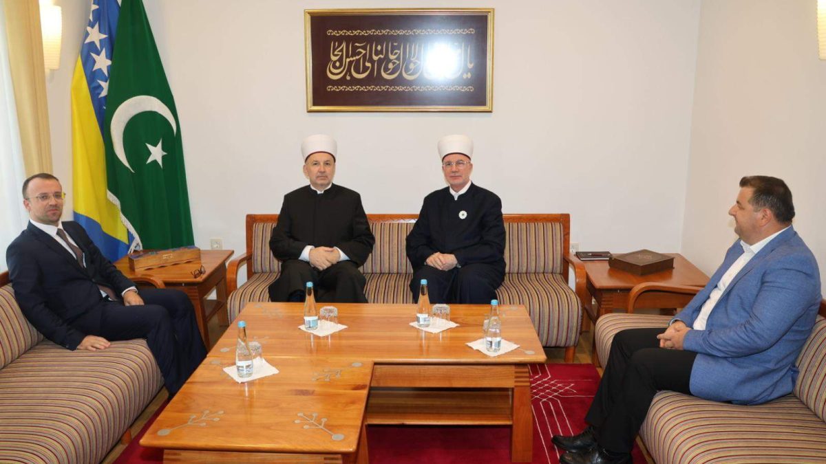 Muftije Fazlović i Grabus: Susret u Tuzlanskom muftijstvu i posjete medžlisima Bijeljina i Janja