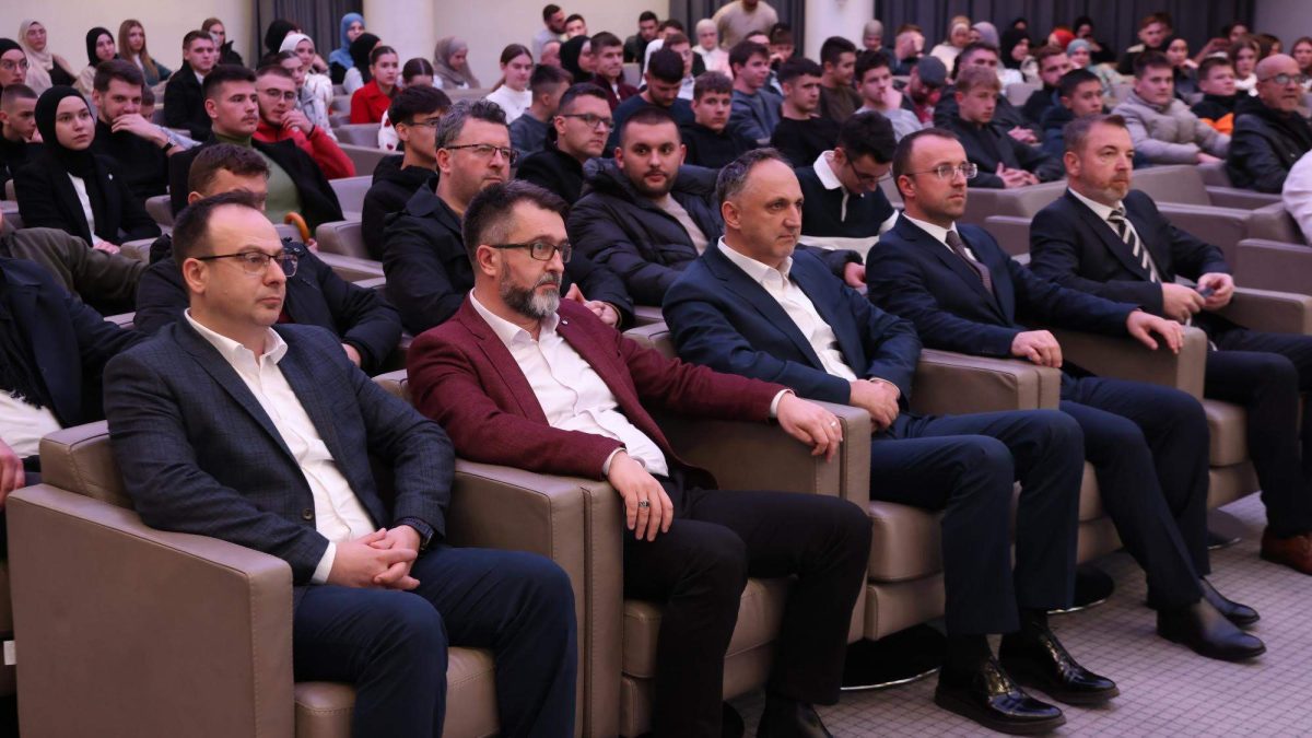 Svečana akademija Mreže mladih Muftijstva sarajevskog povodom Dana državnosti BiH održana u Gazi Husrev-begovoj biblioteci