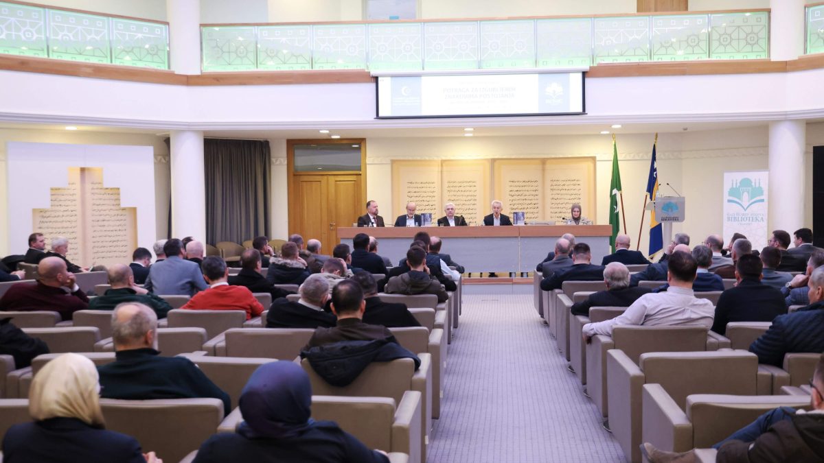 Promovisana knjiga o životu i djelu Hivzije Hasandedića: Čovjek koji je ostavio velik intelektualni vakuf