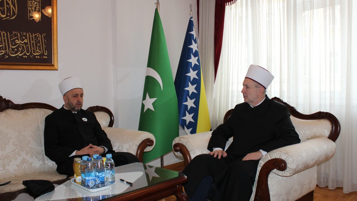 Muftiju Grabusa posjetio vojni muftija Nesib-ef. Hadžić