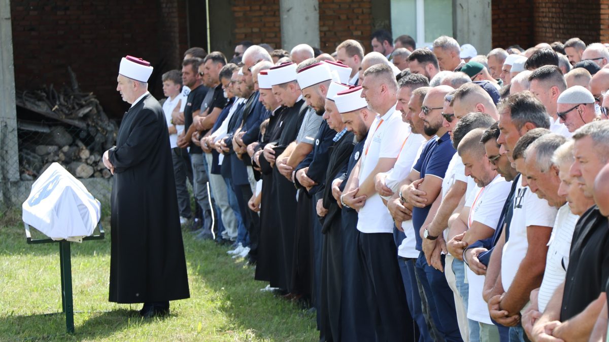 Han Ploča: Klanjana dženaza Emsadu Ahmiću i obilježena 33. godišnjica zločina HVO-a nad Bošnjacima