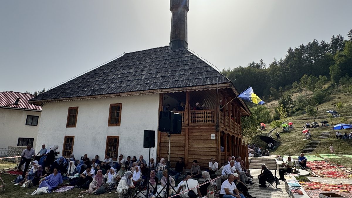 Kraljeva Sutjeska: Proučena dova i održan tradicionalni mevlud