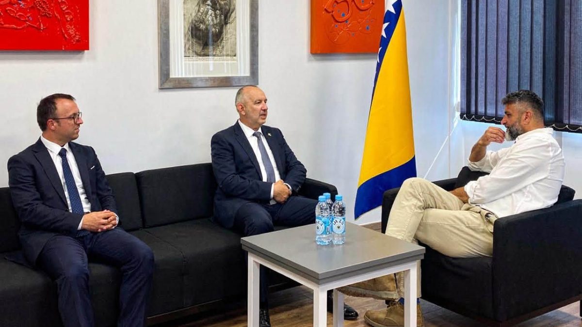 Muftija sarajevski Nedžad-ef. Grabus posjetio Memorijalni centar Srebrenica